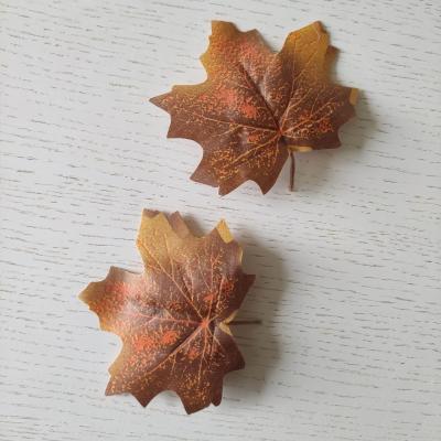 Lot de 2  feuilles de lierre artificielles en tissu  10*10 cm marron