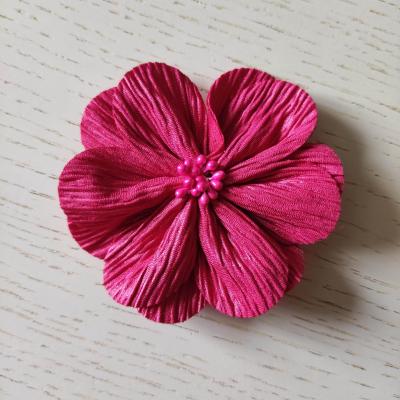 fleur tissu plissé et pistils 80mm rose fuchsia